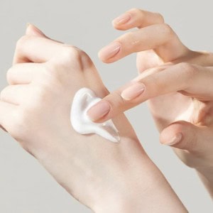 BIODANCE Skin-Glow Essence Cream 50ml