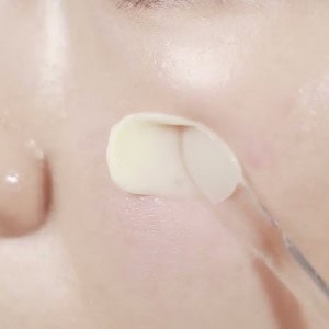 mary & may blackberry cream