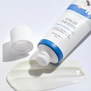 ROUND LAB Birch Juice Moisturizing Sun Cream SPF50+ 50ml