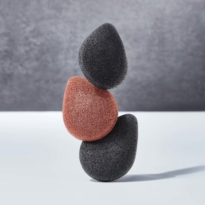 PURITO SEOUL Bamboo Charcoal Konjac Sponge 7g - Image 3